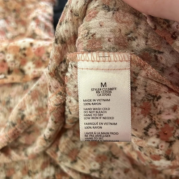 Paper crane women’s tunic pink floral top - Picture 4 of 4